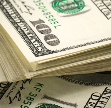Dólar acumula maior desvalorização no trimestre contra o real